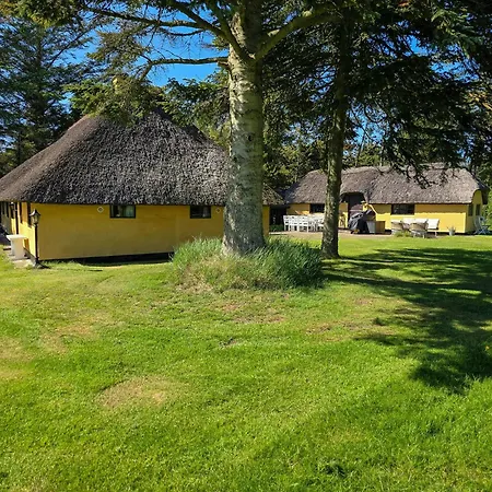 Historic House From 1877 In Thy National Park Nyaraló Stenbjerg